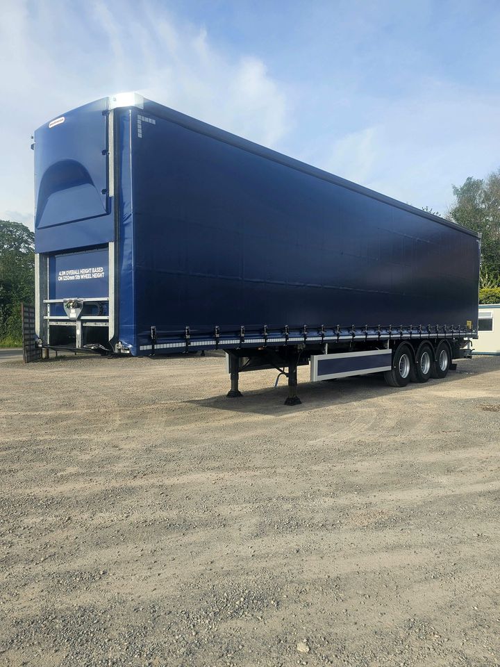 Curtainside Trailer